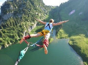 开云体育-关键先生切特，雷霆新星冷血一击，森林狼团队火力击溃篮网