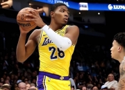 开云足球直播-湖人队外线球员的进步令人惊喜