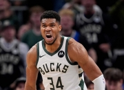 开云下载-雄鹿实力压制奇才，字母哥表现出色