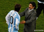 开云足球直播-梅西再次入选最佳射手榜，马拉多纳点赞