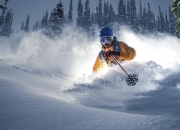 开云官网-亚洲之光撕裂北美防线，意式铁骑踏平枫叶之国—孙兴慜爆发引领那不勒斯战术革命