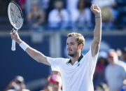 开云在线直播-包含意大利网球队力克英国网球队，梅德韦杰夫惊艳世界的词条