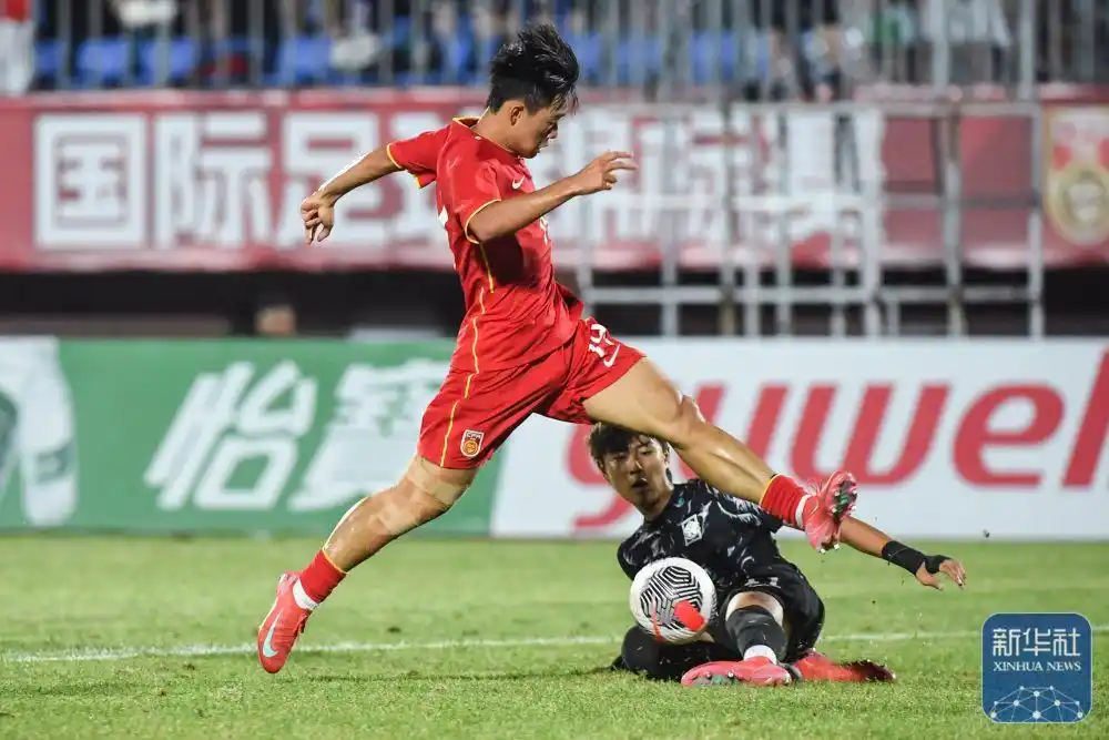 通过努力晋级，球队迎接新的挑战的简单介绍