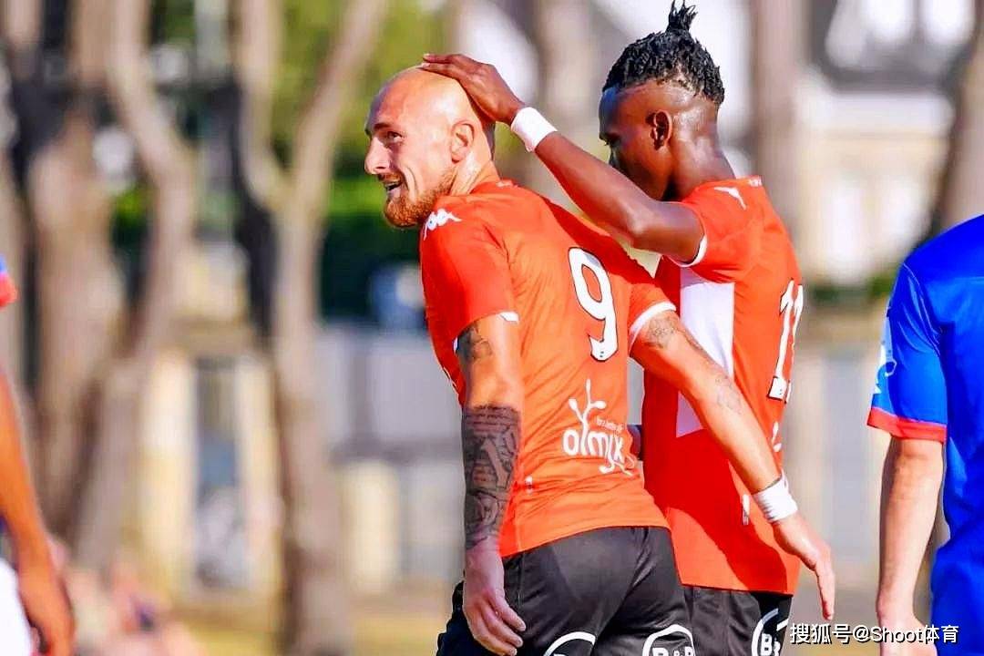 圣埃蒂安客场大胜洛里昂，发挥出色的简单介绍