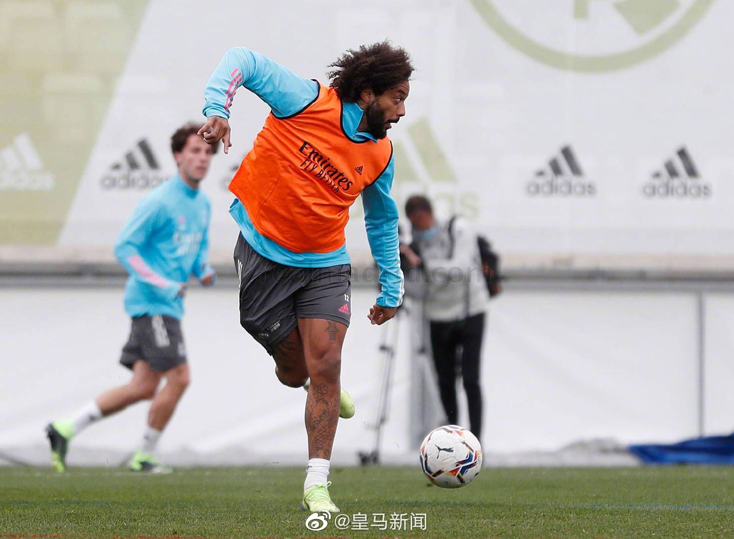 黄金时刻，球队全员备战全力冲刺的简单介绍