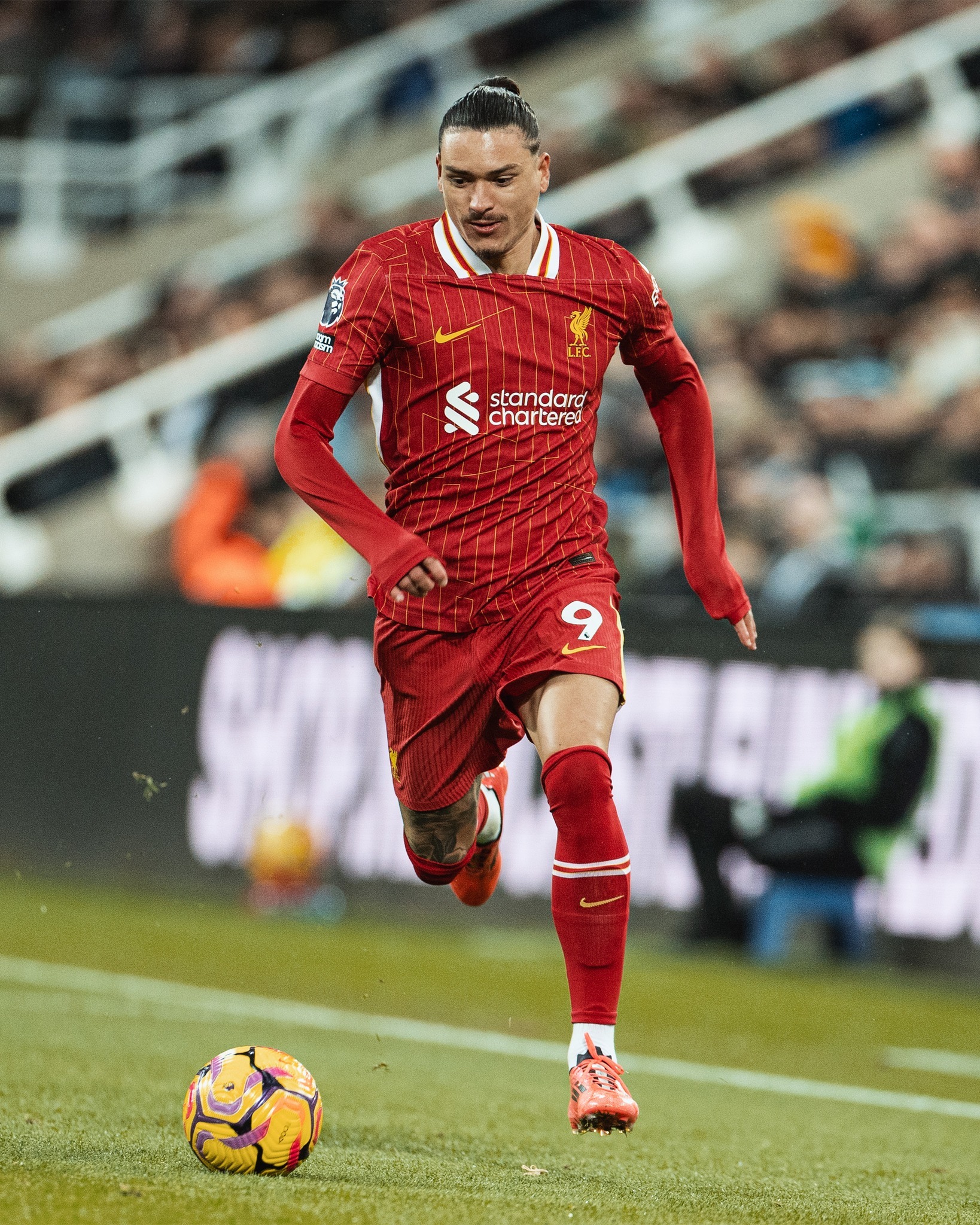 包含意大利血洗AC米兰，萨拉赫惊艳世界的词条