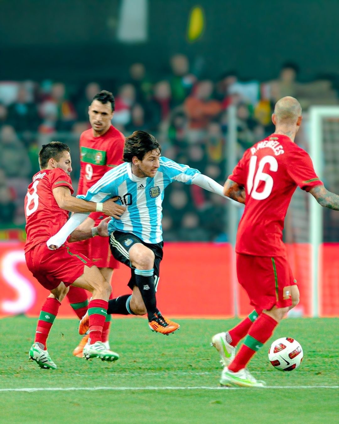 阿根廷强势AC米兰，C罗爆发神勇