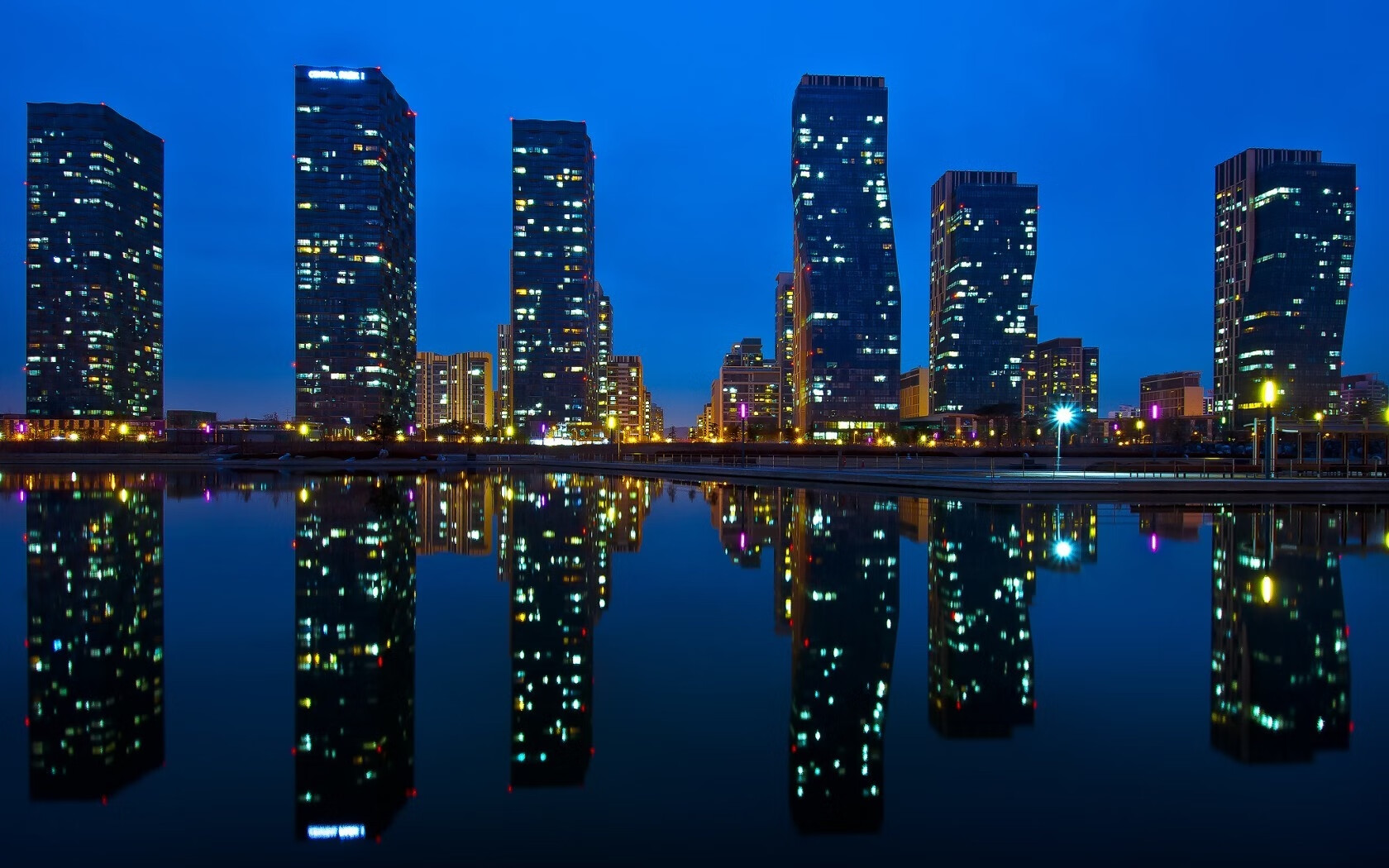 当东欧铁骑碾过星条旗,C罗在奥运关键战的王者时刻