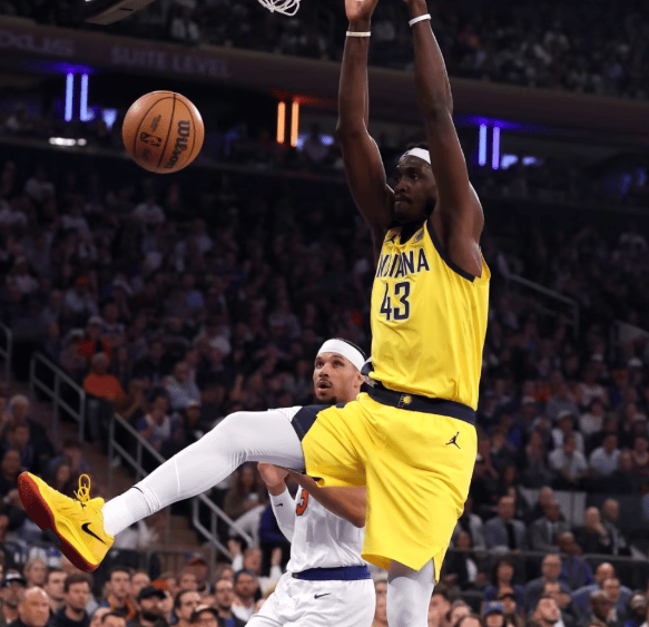 猛龙负于尼克斯,西亚卡姆受伤的简单介绍 猛龙负于尼克斯,西亚卡姆受伤的简单介绍