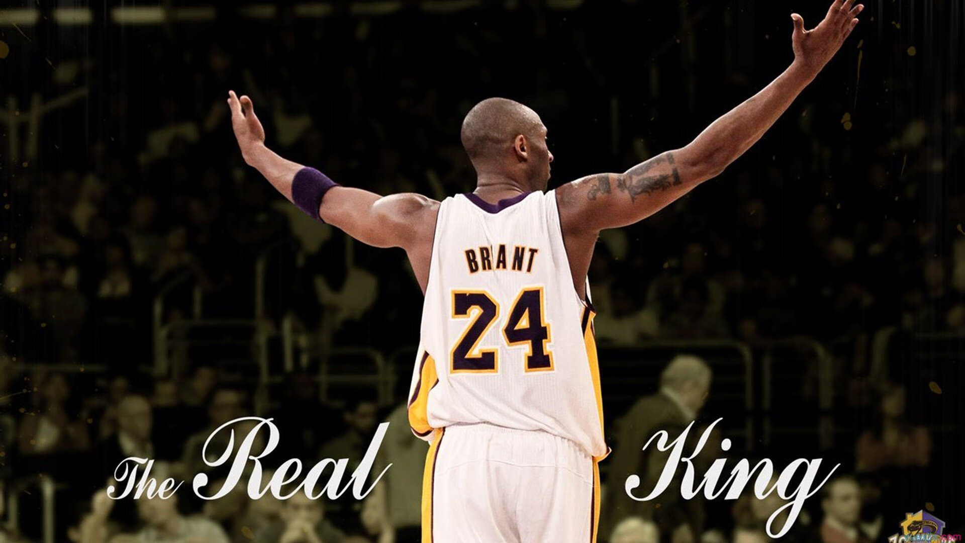 当篮球的终场哨遇见足球的末节传奇，NBA季后赛与AC米兰的时空交响