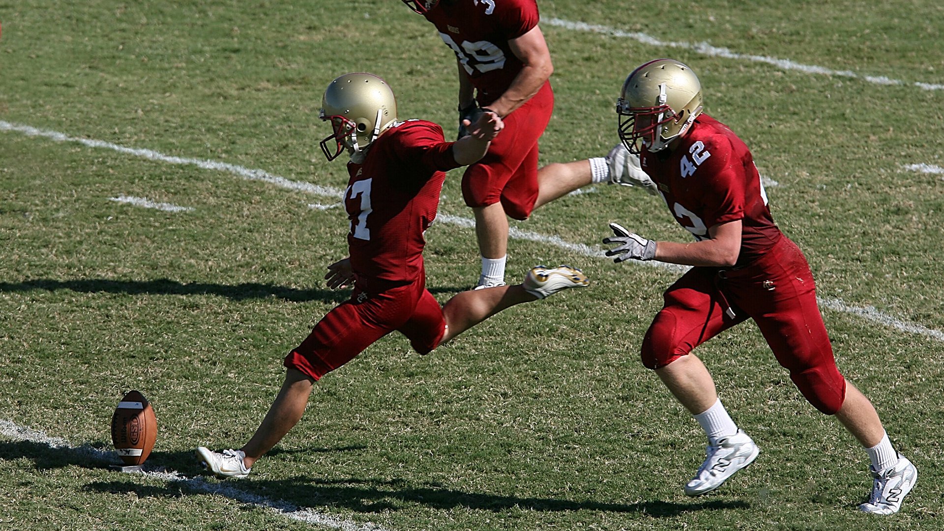 欧冠决赛焦点战？AC米兰如何打穿厄瓜多尔