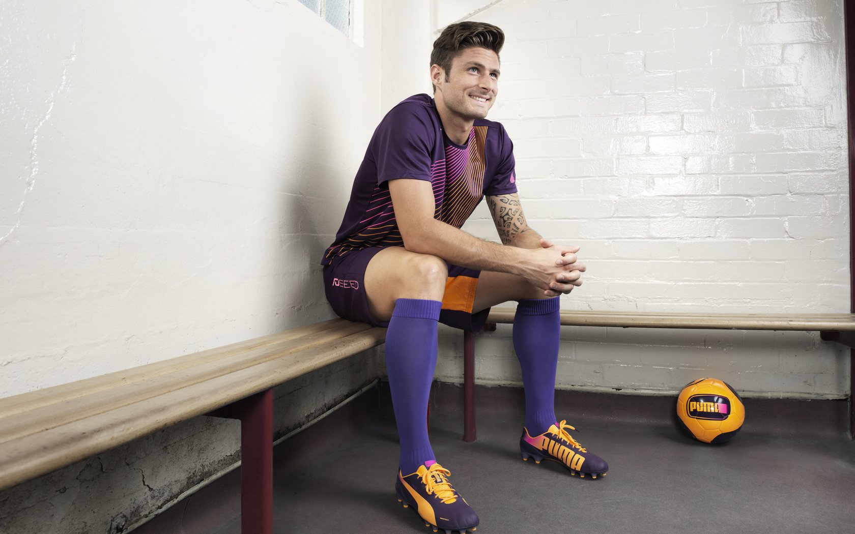 丹佛高原的绝对统治，约基奇季后赛之夜书写现代中锋史诗