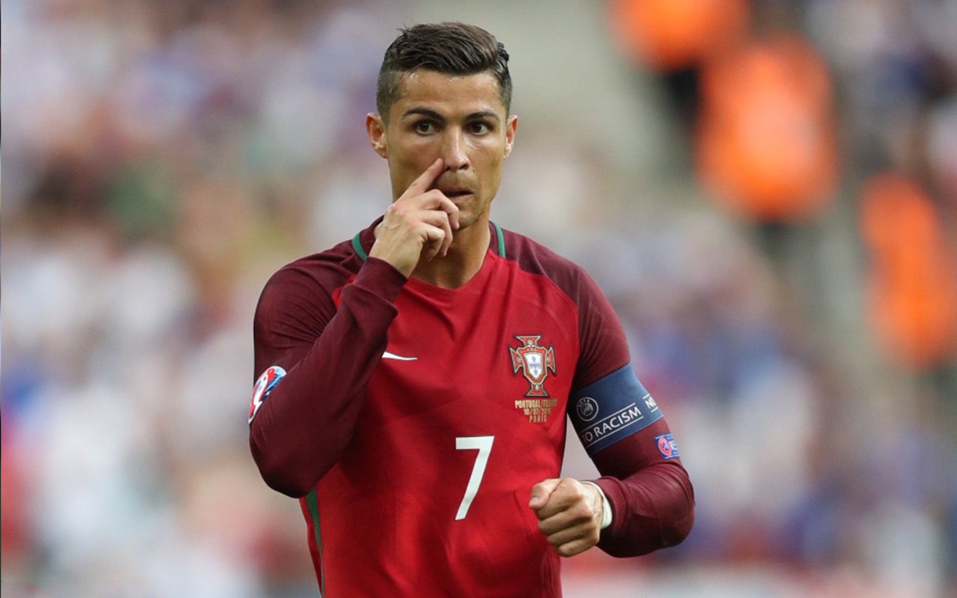 荷兰风暴席卷安菲尔德，萨内惊艳四座，利物浦防线遭遇战术性碾压